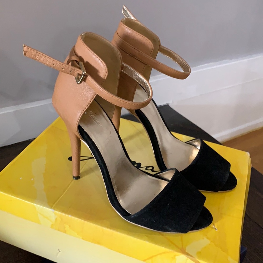 Camel and black heels // 7.5